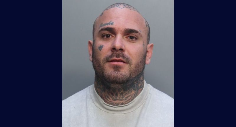 'I will decapitate you and hang your head': Florida man arrested for violent threats against ex-girlfriend, police say