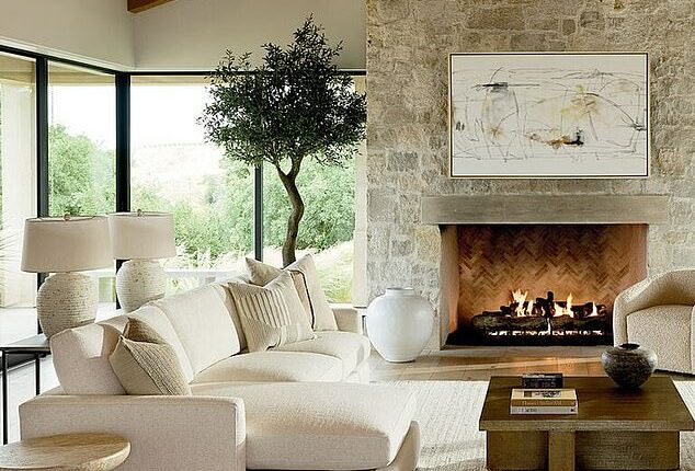 Sydney furniture company Inventis furniture has collapsed into administration