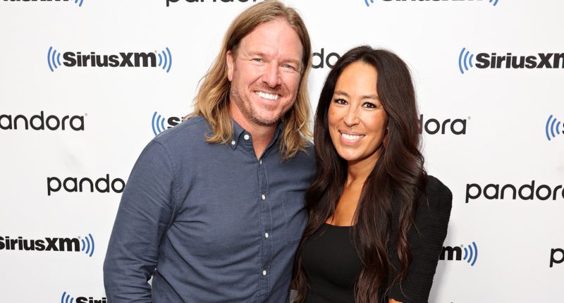 Chip & Joanna Gaines Can't Escape The Trump Supporter Accusations