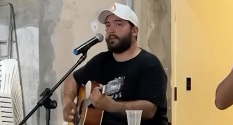 Country music star, 24, dies in tragic accident after falling off back of pickup truck when it was suddenly started