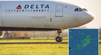 Delta flight diverted after being hit by turbulence, 25 passengers hospitalized