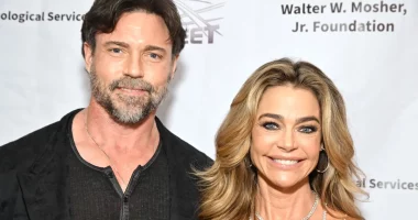 Denise Richards Spends $25,000 Per Month on Food, According to Divorce Filing