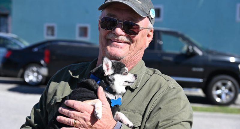 Naturally partial to pets, Flagler Beach Commissioner Rick Belhumeur has asked the city attorney to draft an ordinance that would allow for backyard chickens. The commission is receptive. (© FlaglerLive)