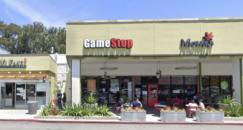 Grown men in line at GameStop broke a mason jar over another man's head, stabbed him with shards while waiting to buy trading cards: Police