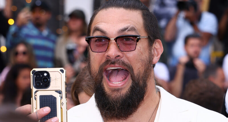Jason Momoa's Beard-Free Makeover Has Everyone Saying The Same Thing
