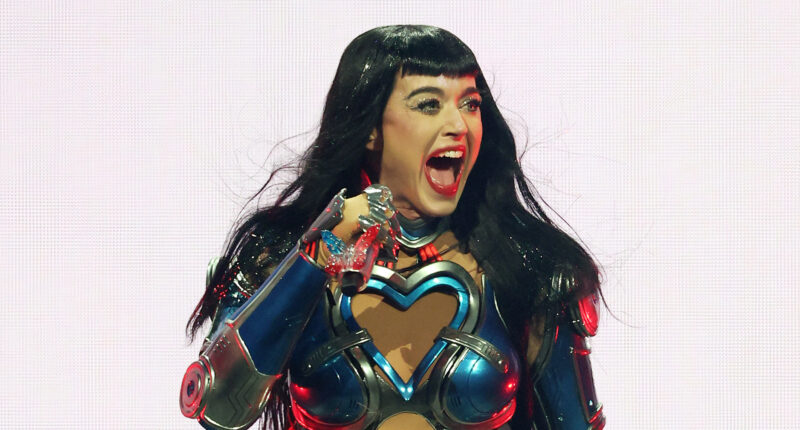 Justin Trudeau spotted at Katy Perry’s Montreal concert as singer’s friends reveal fears over his ‘womanizer reputation’