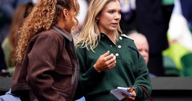 Katie Boulter (right) arrived on Centre Court on Monday morning to cheer on her fiance Alex De Minuar