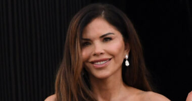 Lauren Sánchez Bezos Has Gotten Read For Filth Over Her 'Obnoxious' Engagement Ring
