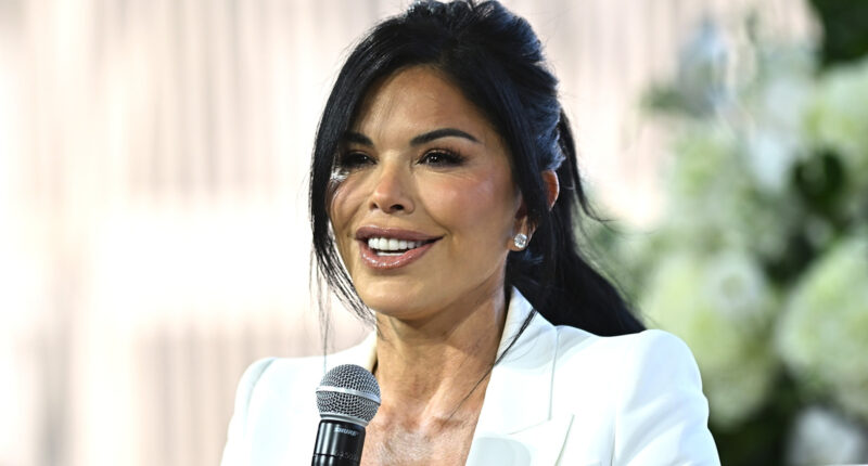 Lauren Sánchez Bezos' Botched Lip Work Overshadows Her Post-Wedding Tune-Up