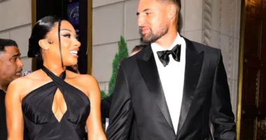 Lip Reader Reveals Klay Thompson’s Comforting Words to Megan Thee Stallion During Red Carpet Debut