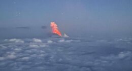 MASSIVE volcano explodes in Russia as tsunami waves rocked Hawaii and US West Coast: Live updates