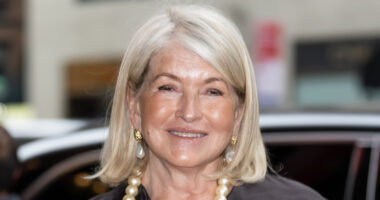 Martha Stewart Threatens Meghan Markle's Oversized Ego & The Tension Is Hotter Than Their Kitchens