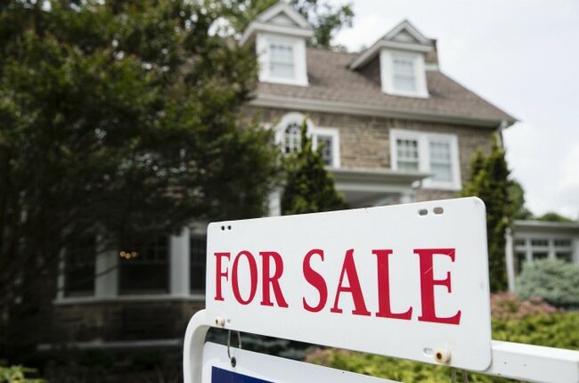 Red Flag: Chinese Buyers Snap Up U.S. Homes