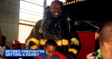 Retired, decorated Chicago firefighter finds kidney donor after story airs on ABC7: 'Moved to tears'