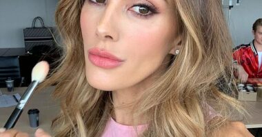 I'm not quite sure what reaction footy WAG Bec Judd expected to get by 'coming out' as a Botox and filler enthusiast last week. Perhaps she expected a parade?