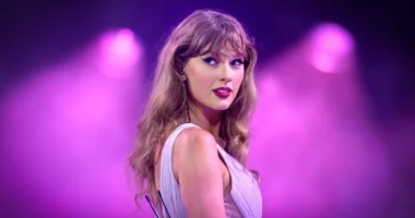 Taylor Swift Fans Defended Her Amid Claims She Scammed People With Her ‘Taylor’s Version’ Releases
