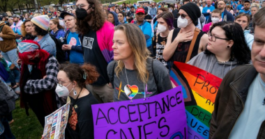 This AP Story on LA's Gender Affirming Care Center Leaves Out a Few Things