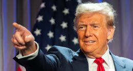Trump's Aging Hands Are Getting Worse & Everyone Is Talking About It